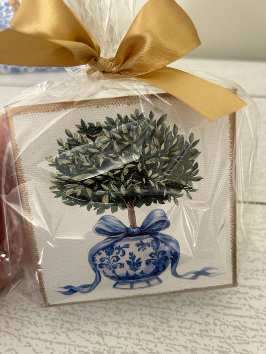Chinoiserie boxwood canvas